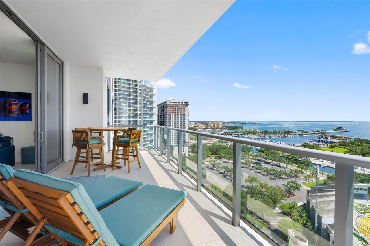 301 1st St. #1902, St Petersburg, FL 33701