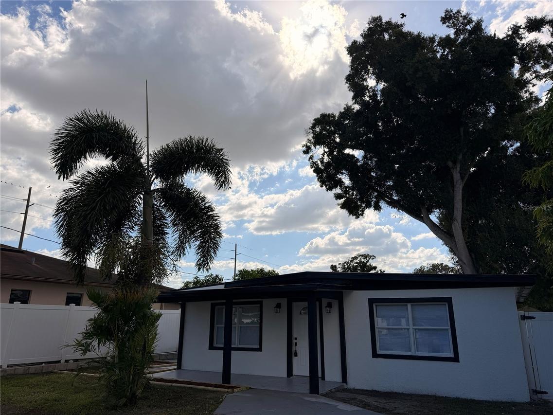 5808 N Lois Ave., Tampa, FL 33614