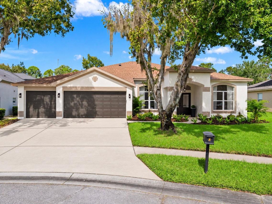 6111 Heroncrest Ct., Lithia, FL 33547