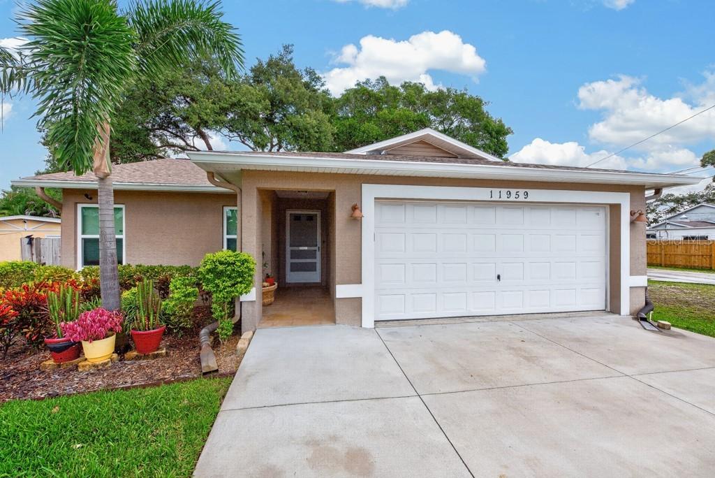 11959 Murray Ave., Seminole, FL 33778