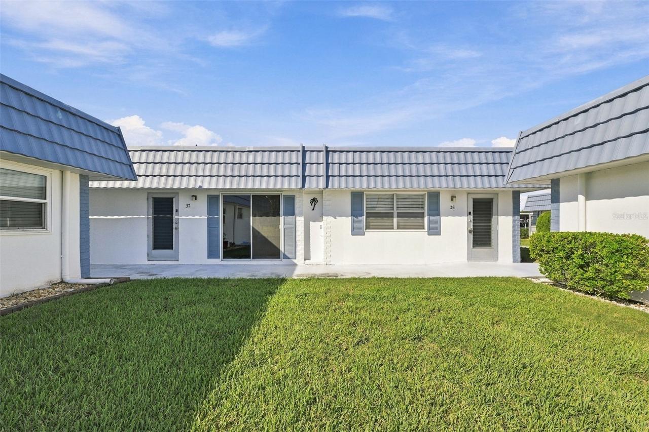 1901 Andover Way #37, Sun City Center, FL 33573
