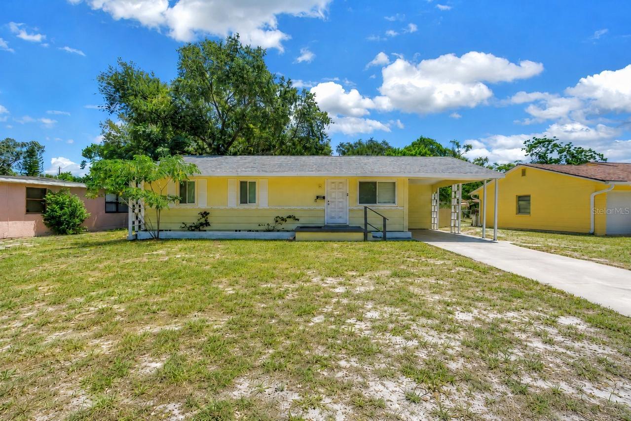930 Alcazar Way, St Petersburg, FL 33705