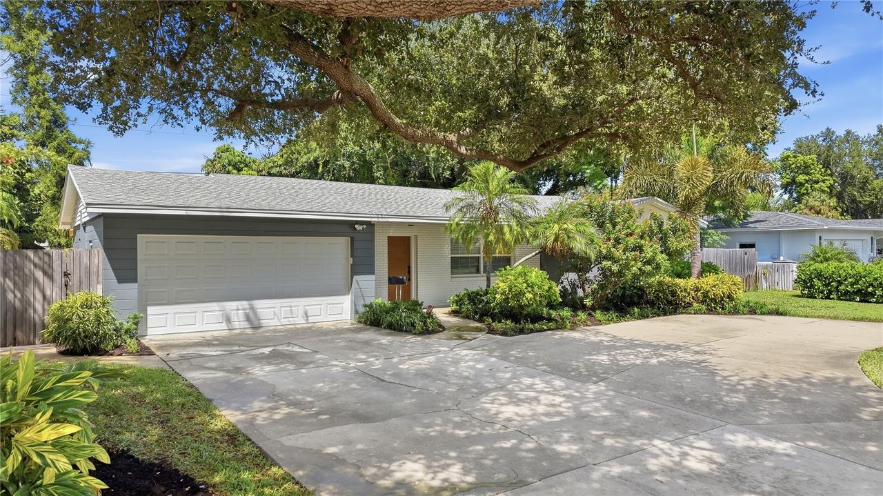 6675 Colony Dr., St Petersburg, FL 33705
