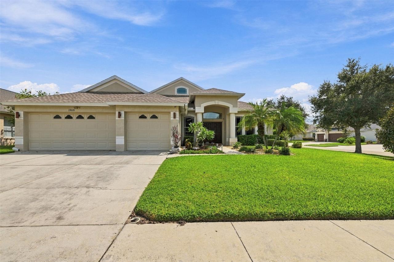 13620 Artesa Bell Dr., Riverview, FL 33579