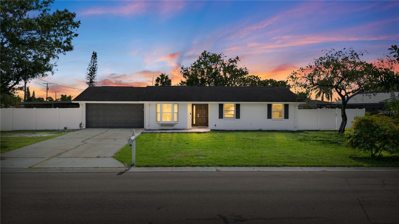 6321 Florida Cir., Apollo Beach, FL 33572