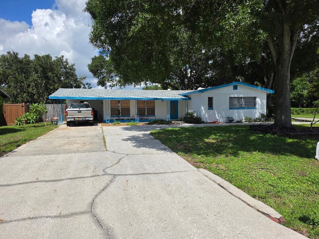 4601 W Price Ave., Tampa, FL 33611