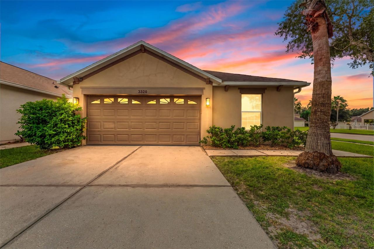 3320 Cardinal Feather Dr., Land O Lakes, FL 34638