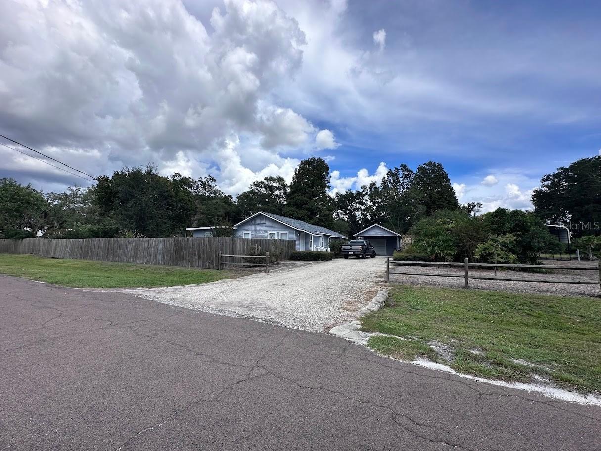 2612 S 67th St., Tampa, FL 33619
