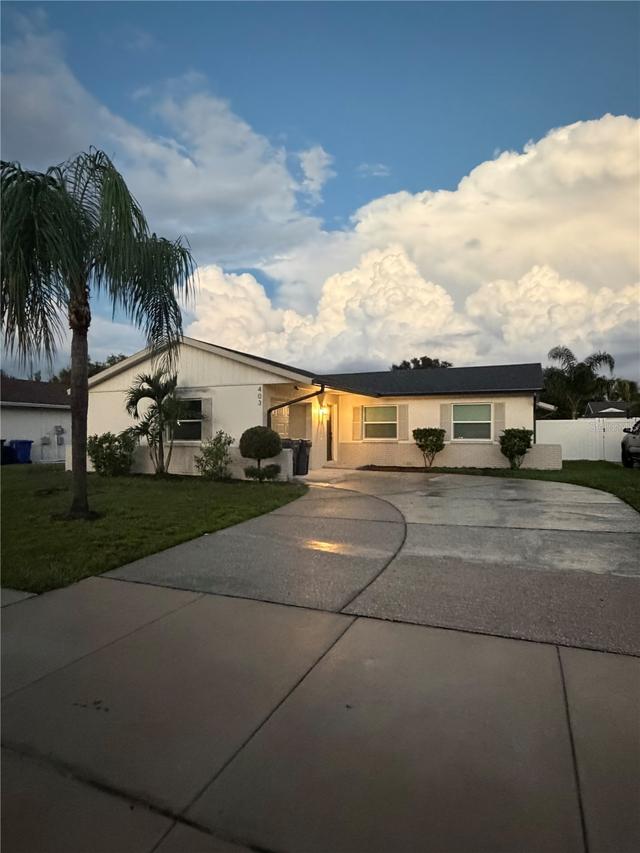 403 Evergreen Dr., Oldsmar, FL 34677