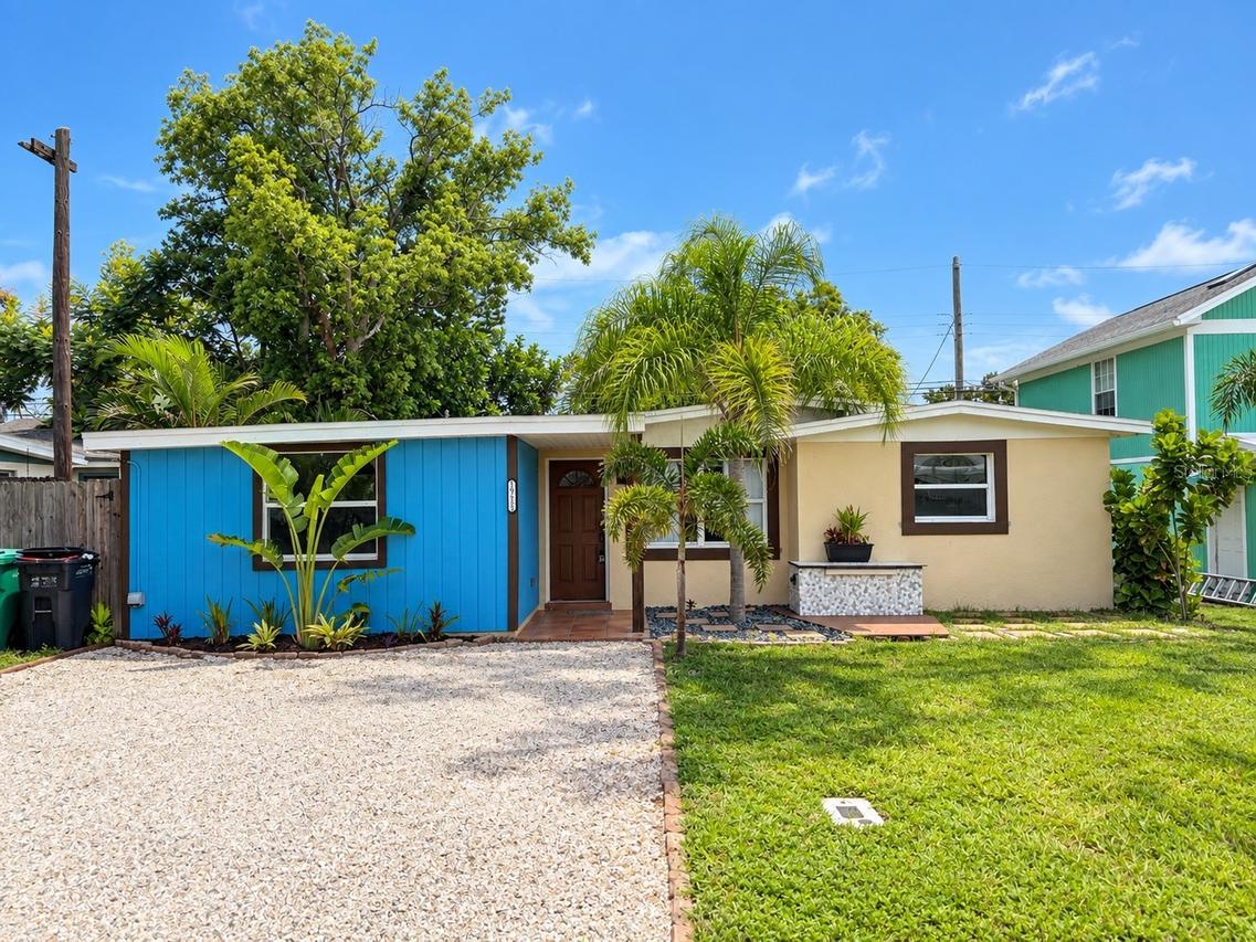 10123 115th Ave., Largo, FL 33773