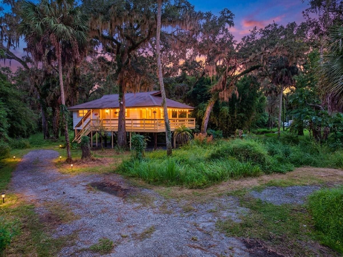4417 River Dr., Valrico, FL 33596