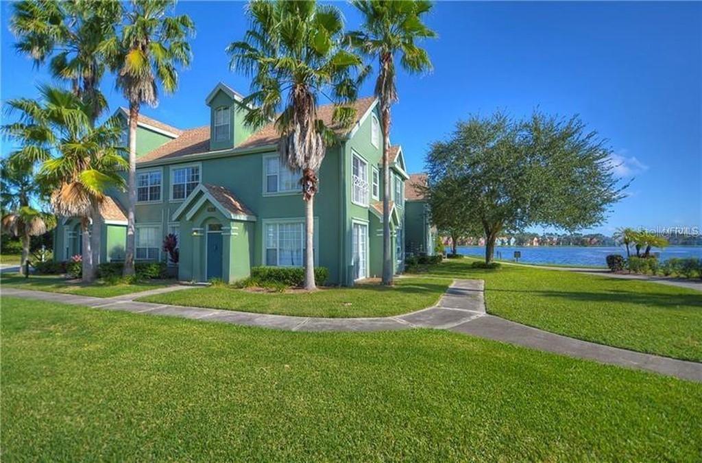 9414 Lake Chase Island Way, Tampa, FL 33626