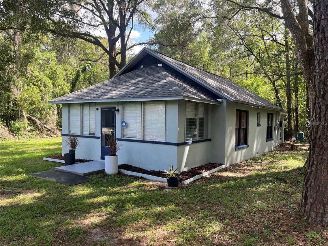 3805 NW 17th St., Gainesville, FL 32605