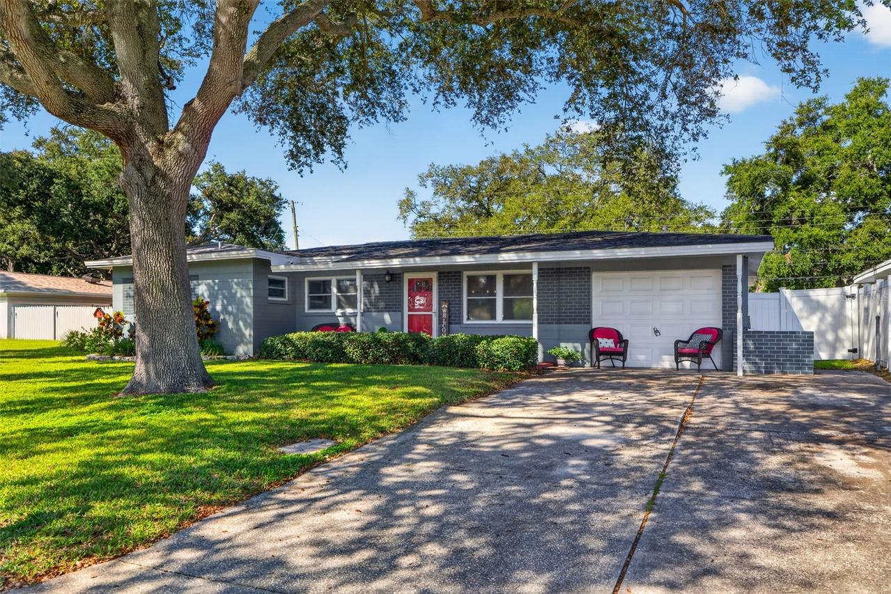 11048 116th St., Seminole, FL 33778