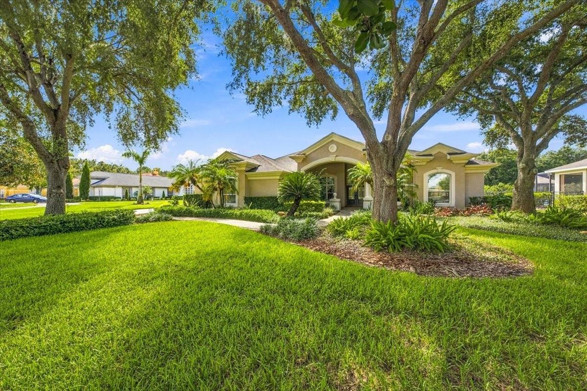 5513 Keeler Oak St., Lithia, FL 33547