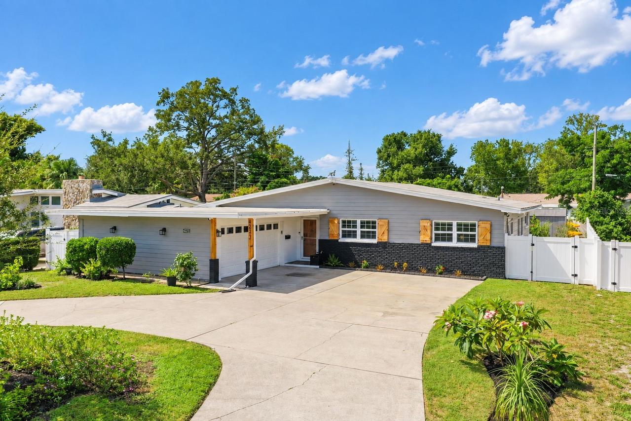 4223 Narvarez Way, St Petersburg, FL 33712