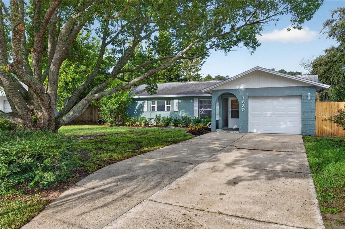 1330 Wildwood Ct., Dunedin, FL 34698
