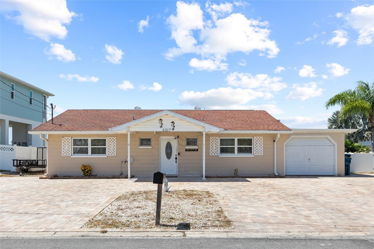 4317 Biscayne Dr., Hernando Beach, FL 34607