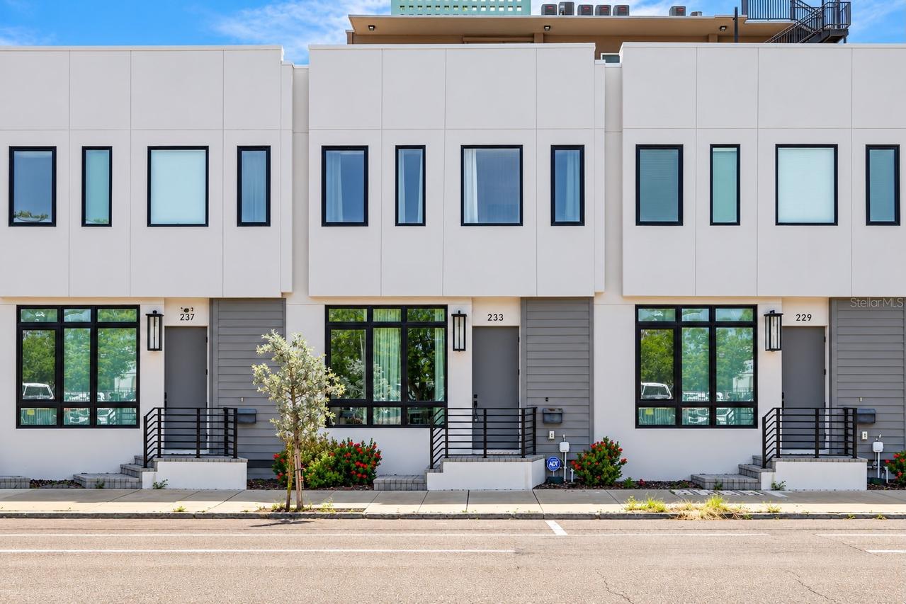 233 8th St., St Petersburg, FL 33701