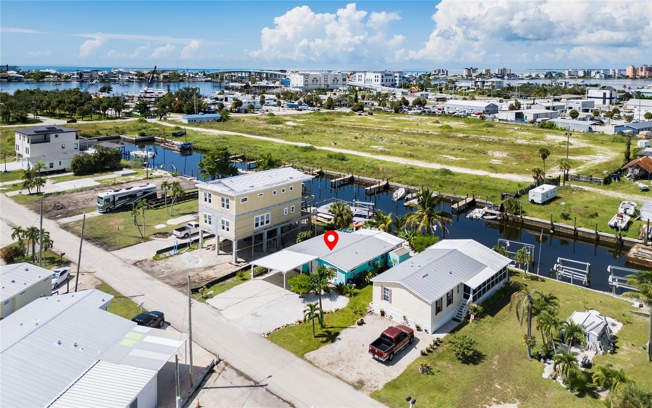 847 Oak St., Fort Myers Beach, FL 33931