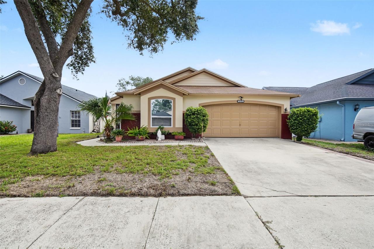 10251 Allenwood Dr., Riverview, FL 33569