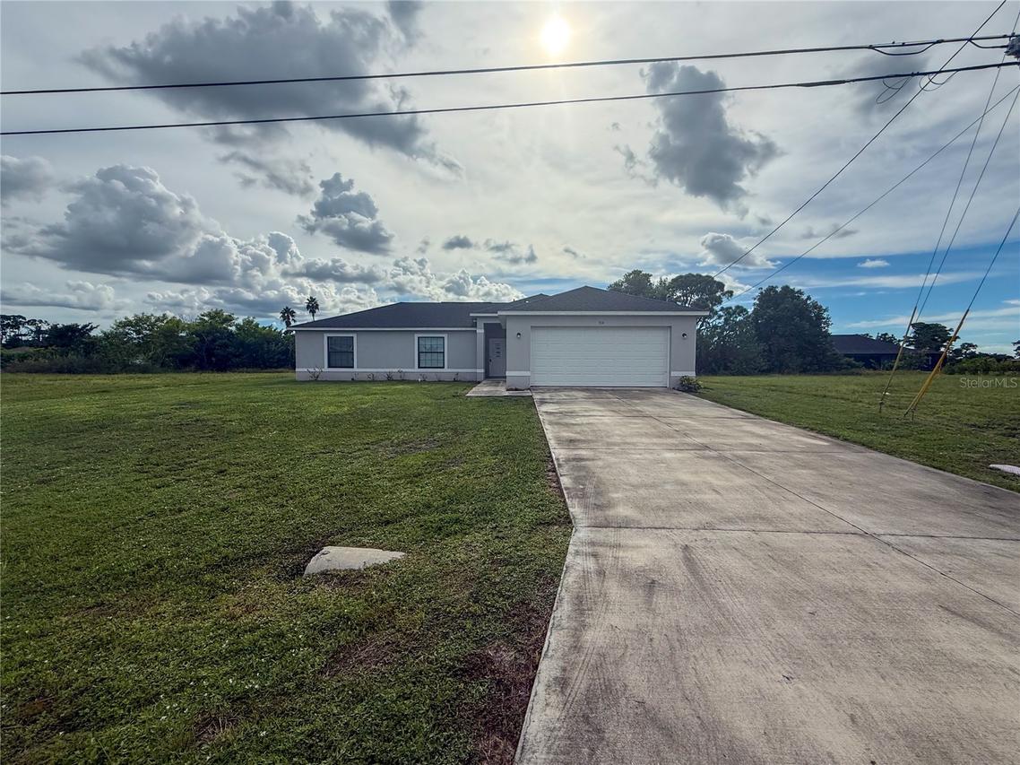 514 NE 5th Pl., Cape Coral, FL 33909