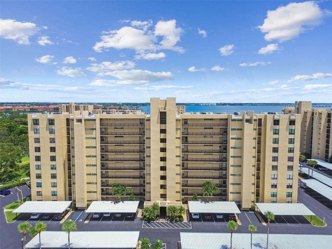 2621 Cove Cay Dr. #703, Clearwater, FL 33760