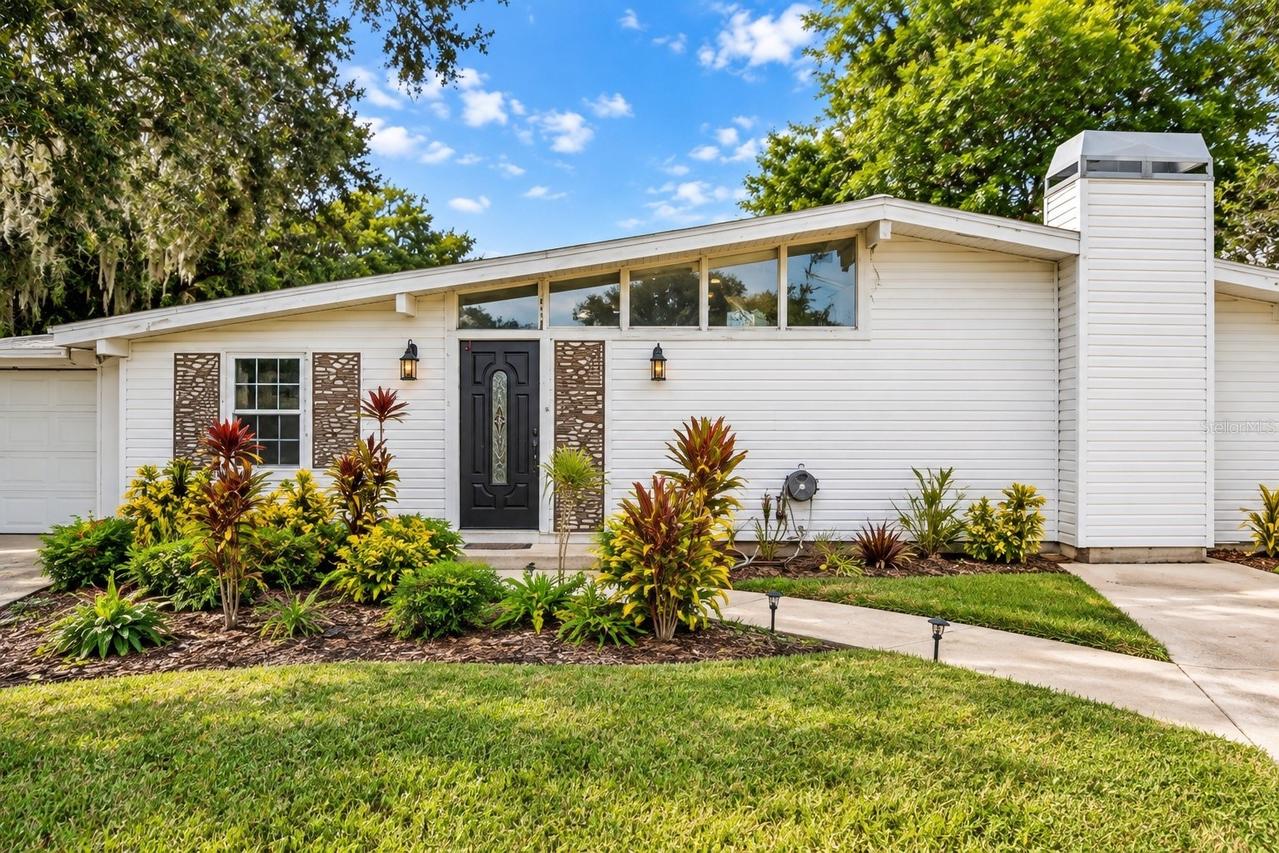 218 Park Ridge Ave., Temple Terrace, FL 33617