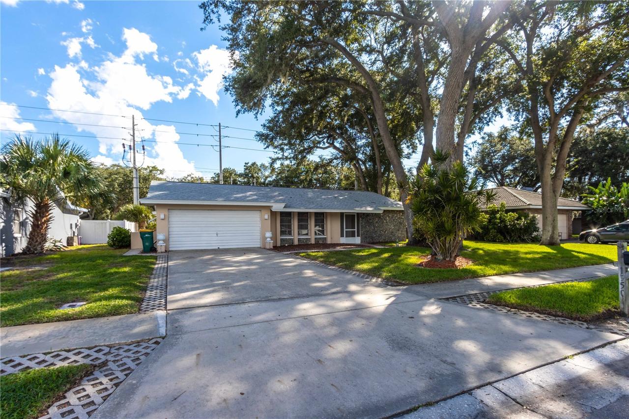 1950 Sandpiper Dr., Palm Harbor, FL 34683