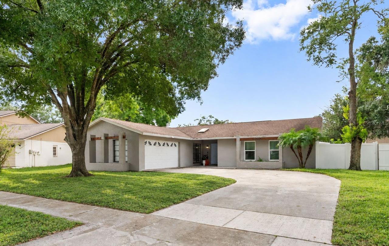 4010 Braesgate Ln., Tampa, FL 33624