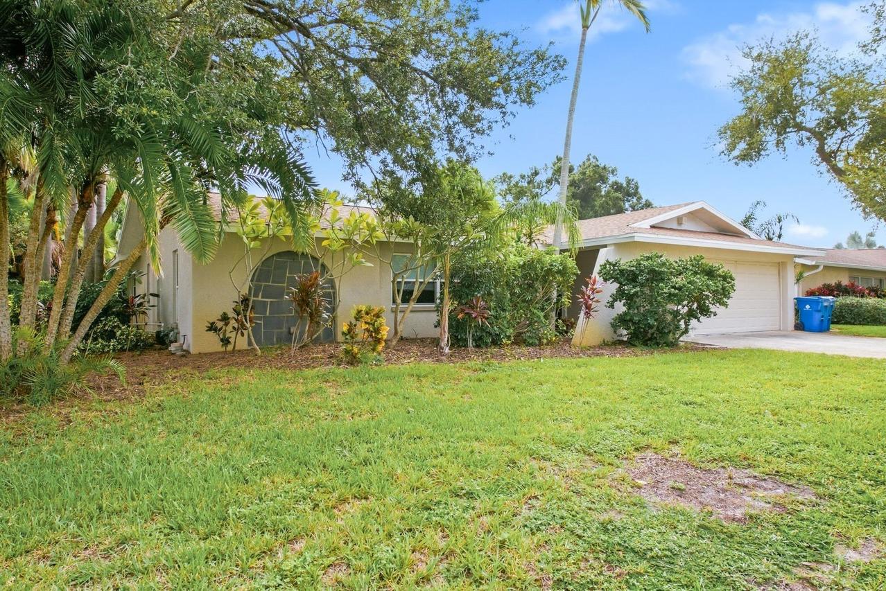 9165 136th St., Seminole, FL 33776