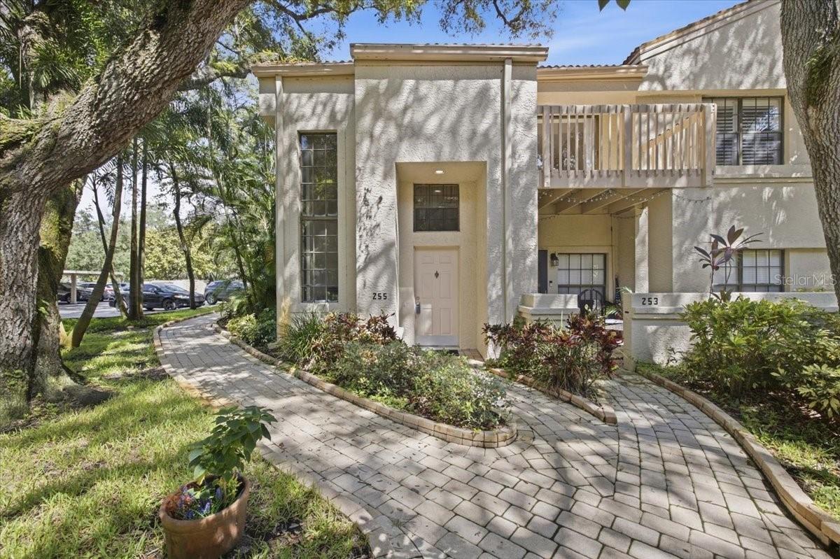 255 Los Prados Dr., Safety Harbor, FL 34695