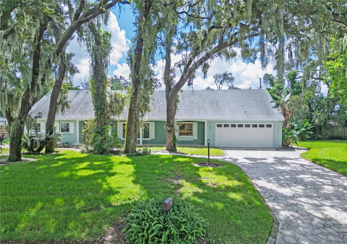 615 Valle Vista Dr., Brandon, FL 33511