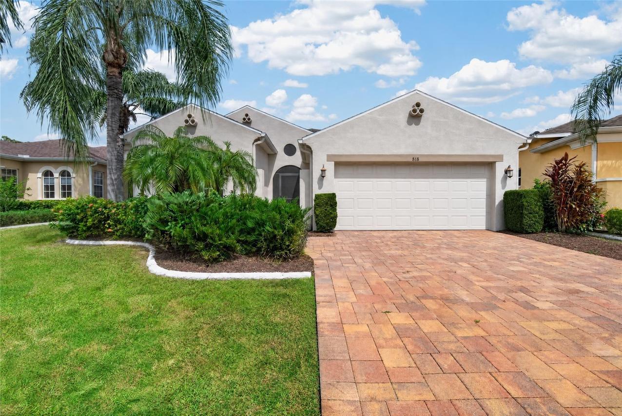 818 King Leon Way, Sun City Center, FL 33573
