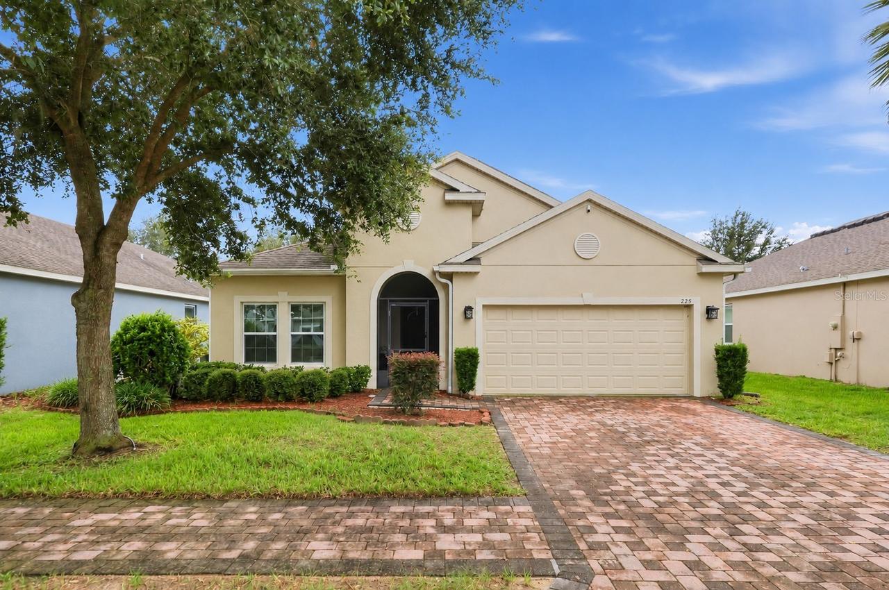 225 Lakeshore Dr., Davenport, FL 33837