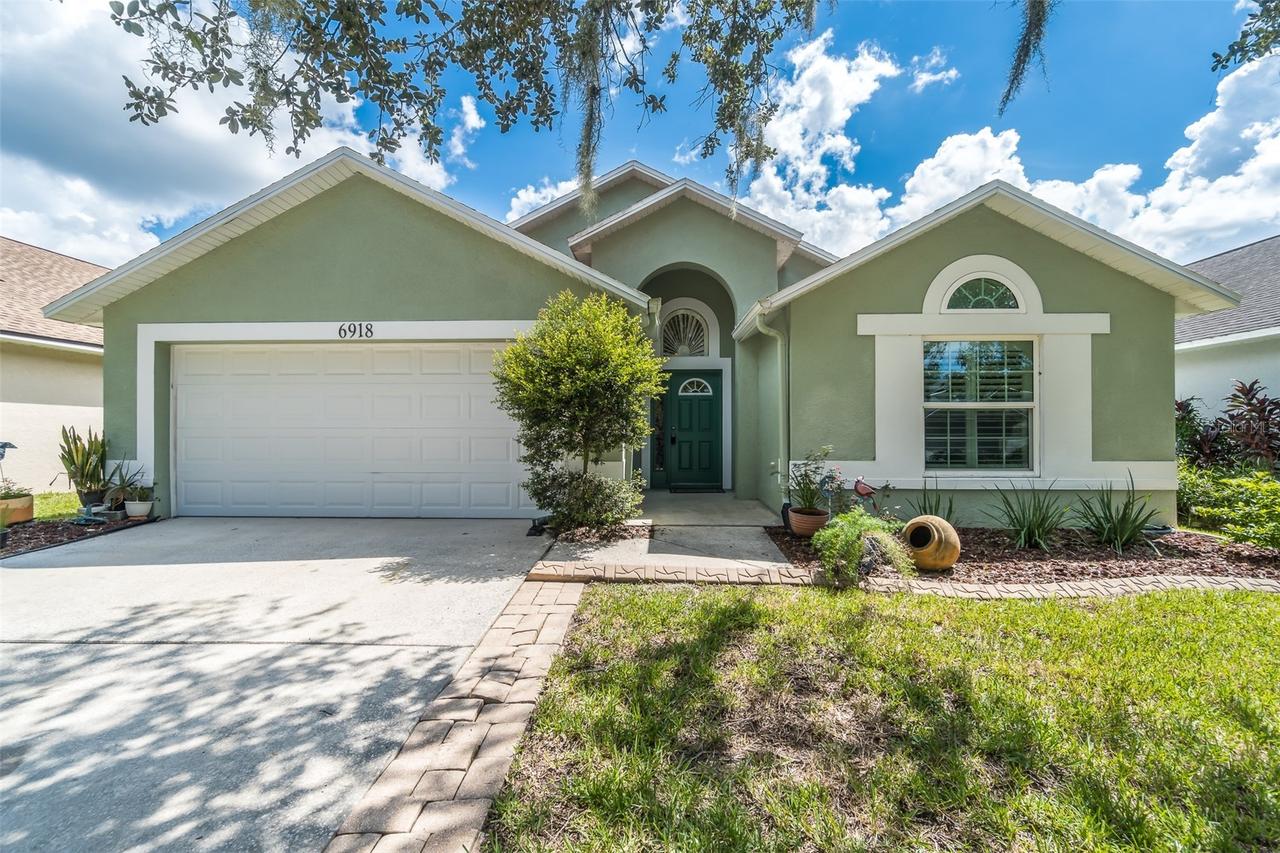 6918 Jamestown Manor Dr., Riverview, FL 33578