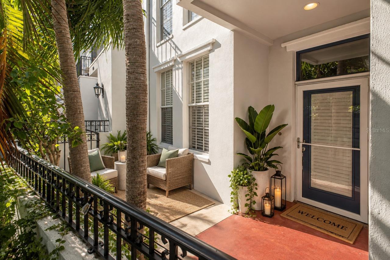 660 Delmar Ter., St Petersburg, FL 33701