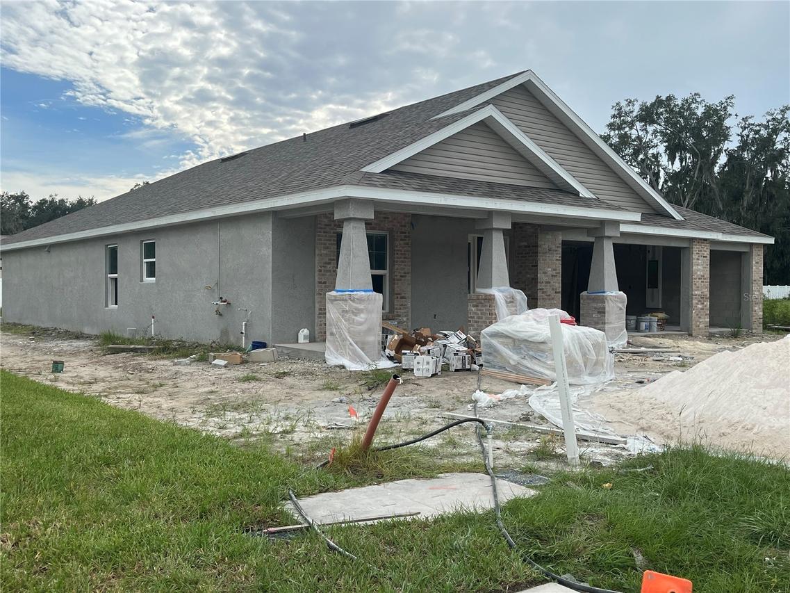 409 Shannon Estates Ct., Plant City, FL 33563