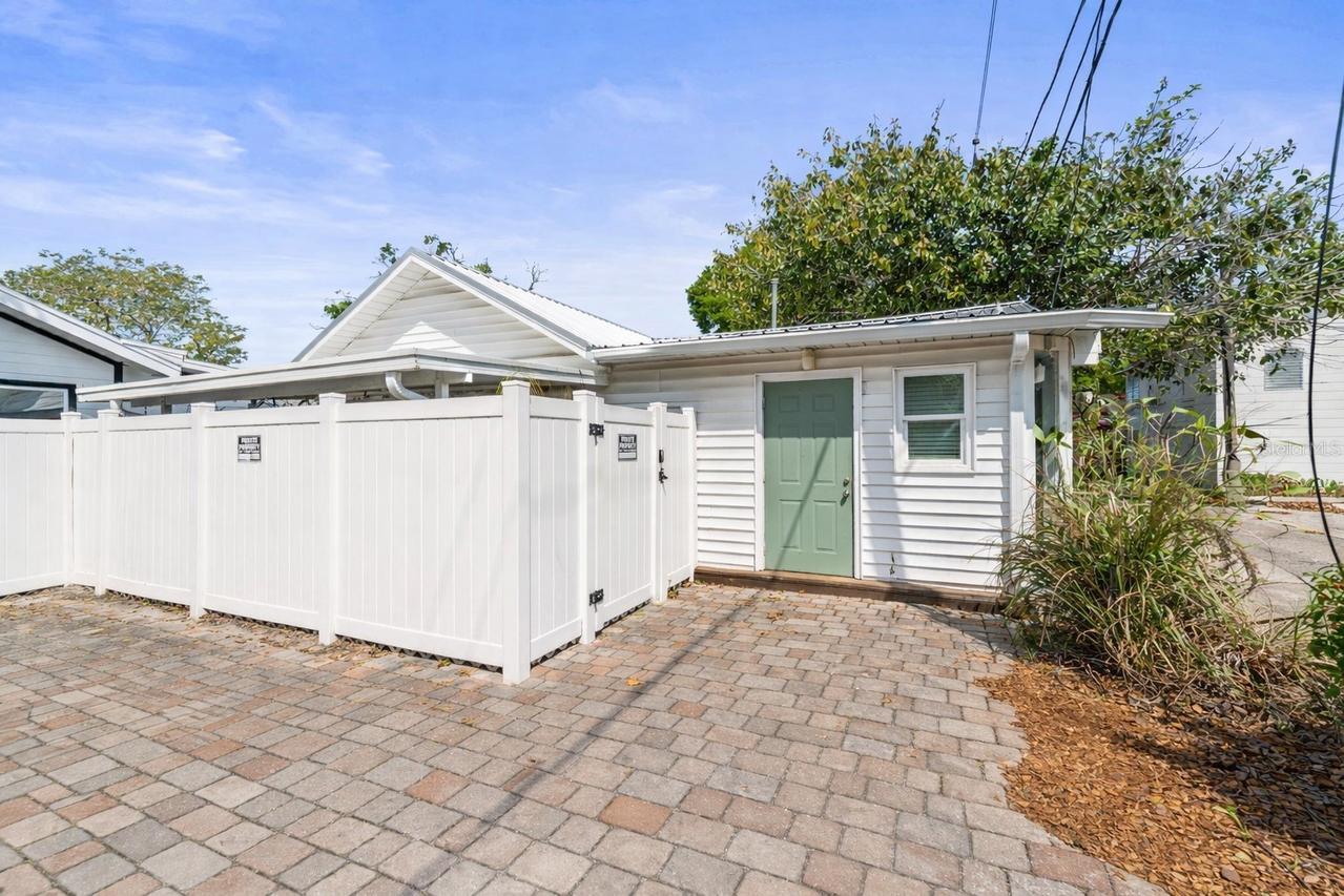 1619 7th Ave., St Petersburg, FL 33713