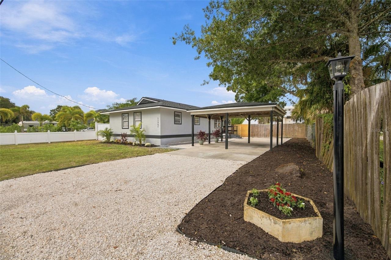 11985 Murray Ave., Seminole, FL 33778