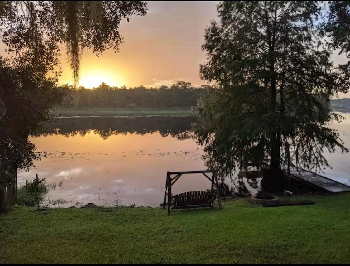 3006 River Grove Dr., Tampa, FL 33610