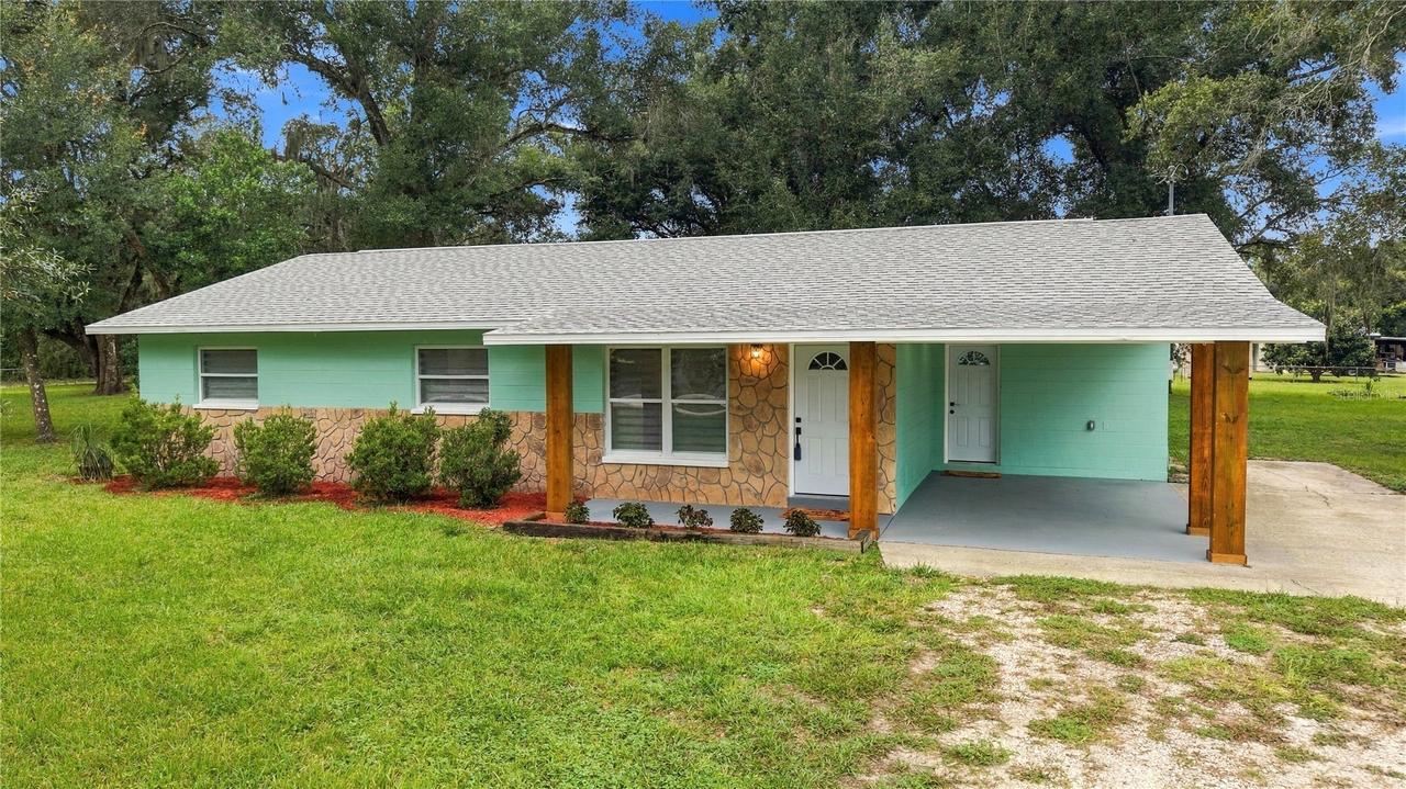 7245 Hylan St., Zephyrhills, FL 33541