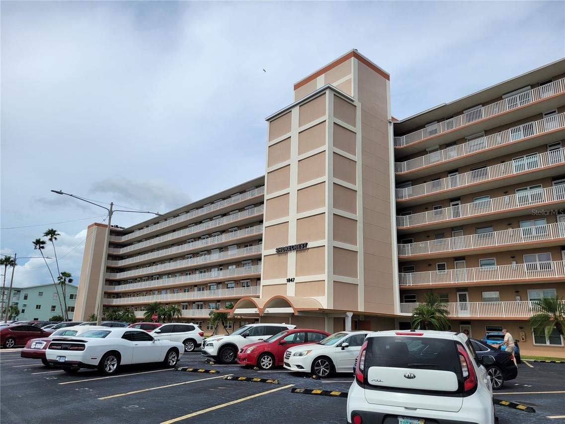 1847 Shore Dr. #204, South Pasadena, FL 33707
