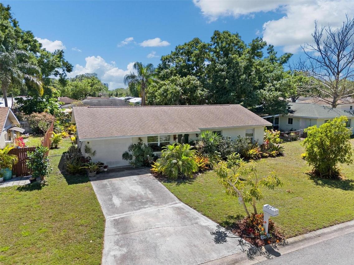 6508 3rd Ave., Bradenton, FL 34208