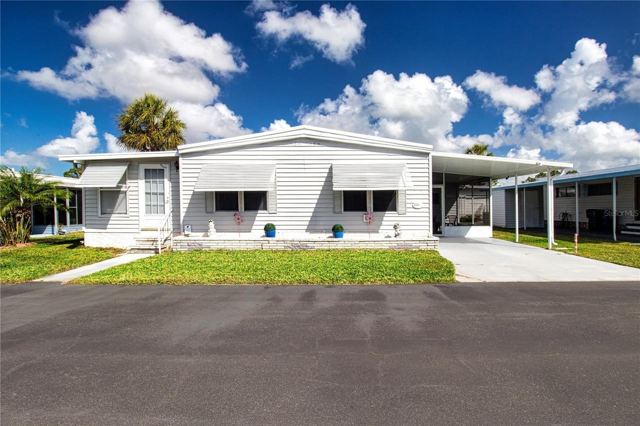 2235 Palazza Dr. #81, Sarasota, FL 34238