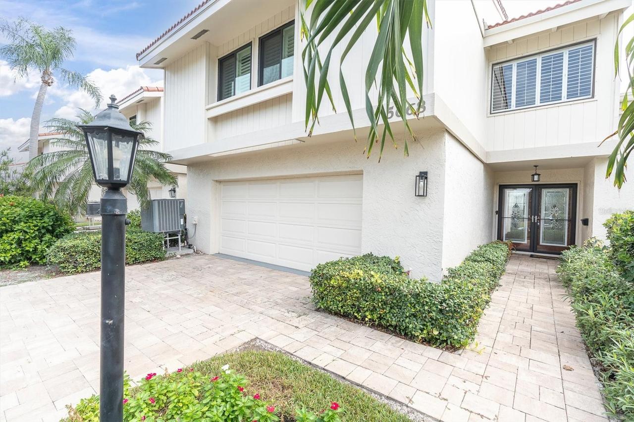 5668 Escondida Blvd., St Petersburg, FL 33715