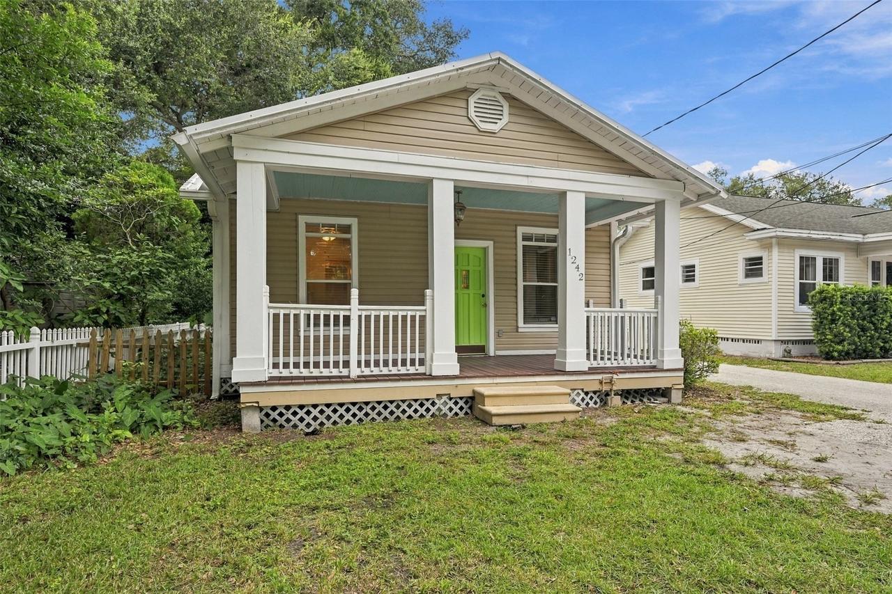 1242 New York Ave., Dunedin, FL 34698