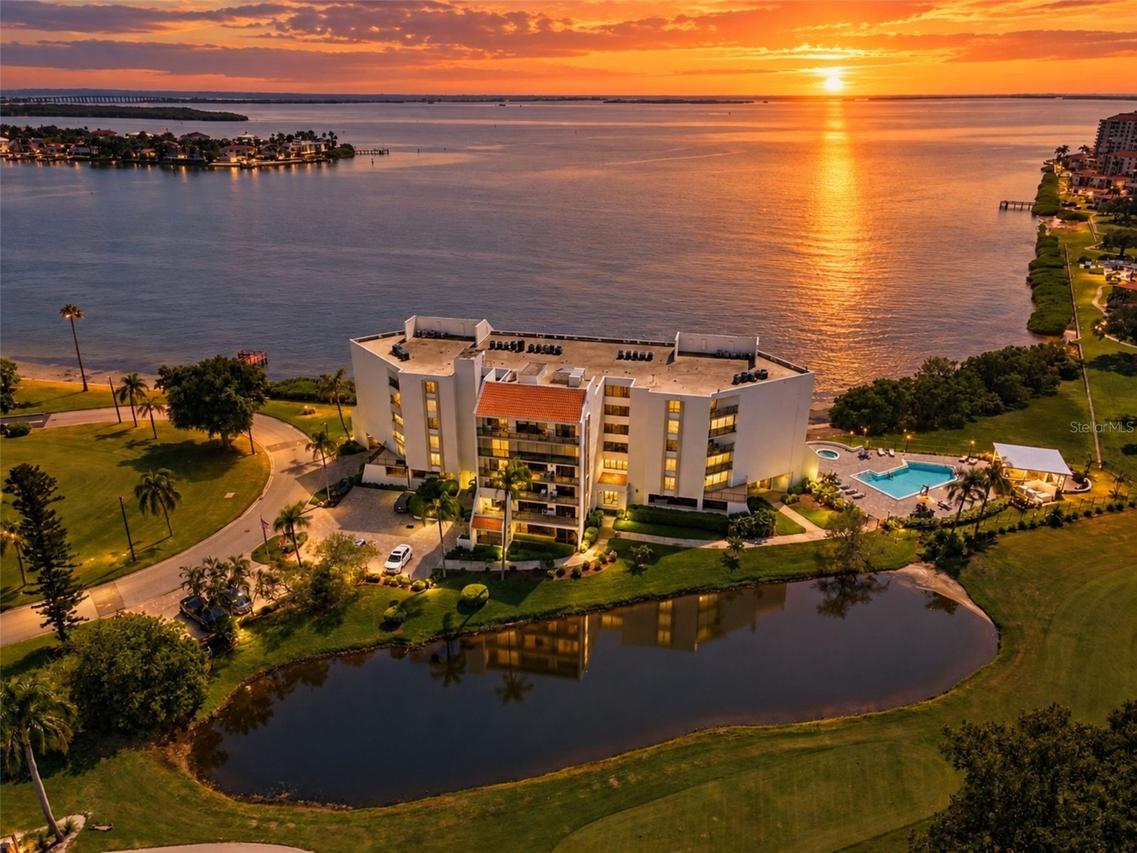 5700 Escondida Blvd. #401, St Petersburg, FL 33715