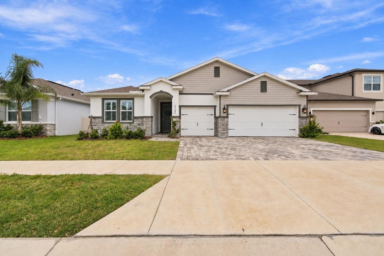 23182 Scaglione Dr., Lutz, FL 33549