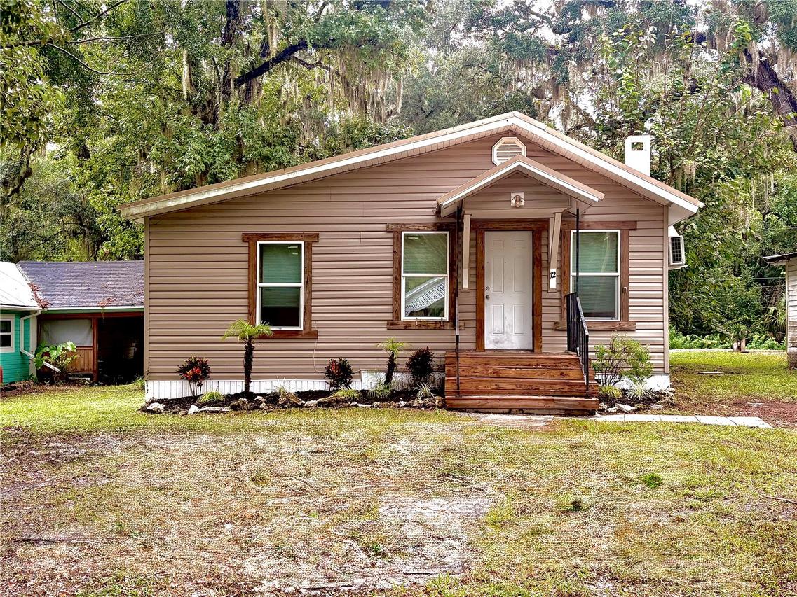 12 61st St., Yankeetown, FL 34498